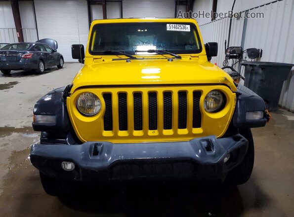 1C4HJXDN3KW573473 2019 JEEP WRANGLER Yellow Front view
