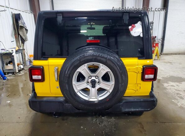 1C4HJXDN3KW573473 2019 JEEP WRANGLER Yellow Rear view