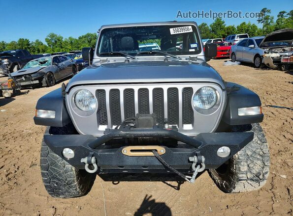 1C4HJXDN3KW639925 2019 JEEP WRANGLER Silver Widok z przodu