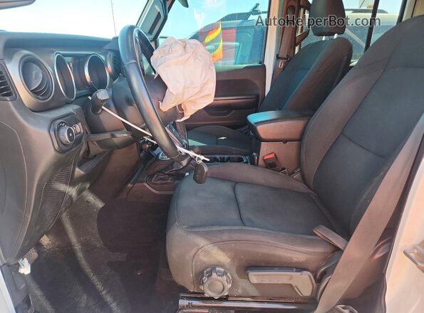 1C4HJXDN3LW248467 2020 JEEP WRANGLER Белый Вид салона спереди