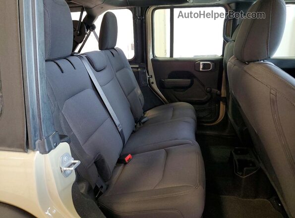 1C4HJXDN3NW226875 2022 JEEP WRANGLER Beige Rear interior view