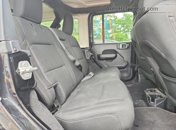 1C4HJXDN4KW636161 2019 JEEP WRANGLER Black Rear interior view