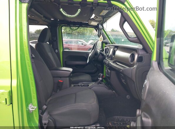 1C4HJXDN6JW237248 2018 JEEP WRANGLER UNLIMITED Green Widok wnętrza z przodu