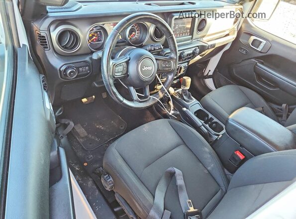 1C4HJXDN7MW554427 2021 JEEP WRANGLER Белый Вид панели приборов