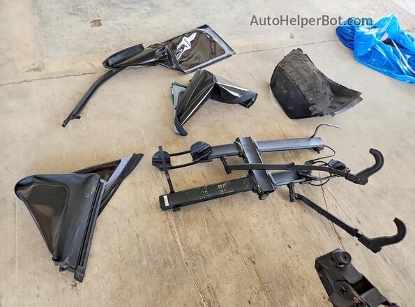 1C4HJXDN8MW617759 2021 JEEP WRANGLER Gray Engine compartment view