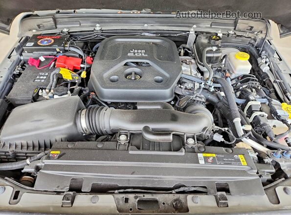 1C4HJXDN8MW617759 2021 JEEP WRANGLER Gray Rear interior view