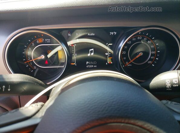 1C4HJXDN8MW762400 2021 JEEP WRANGLER Белый Вид щитка приборов