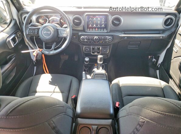 1C4HJXDN8MW762400 2021 JEEP WRANGLER Белый Вид панели приборов