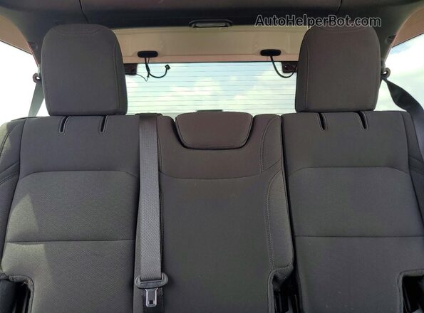 1C4HJXEG7NW104715 2022 JEEP WRANGLER Pink Rear seats view