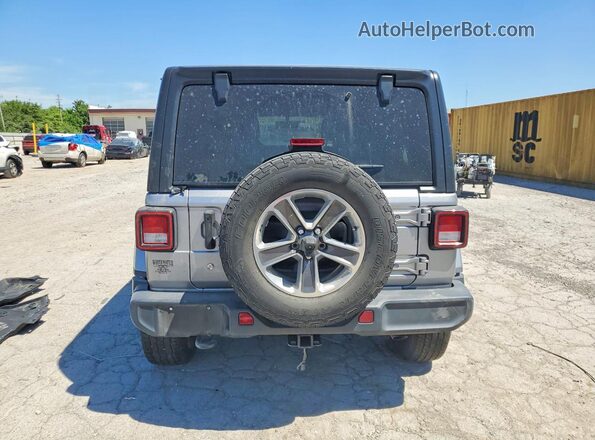 1C4HJXEG8JW206941 2018 JEEP WRANGLER Серебряный Вид сзади