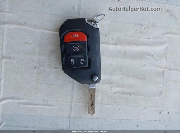 1C4HJXEN4KW618449 2019 JEEP WRANGLER UNLIMITED White Вид панелі приладів