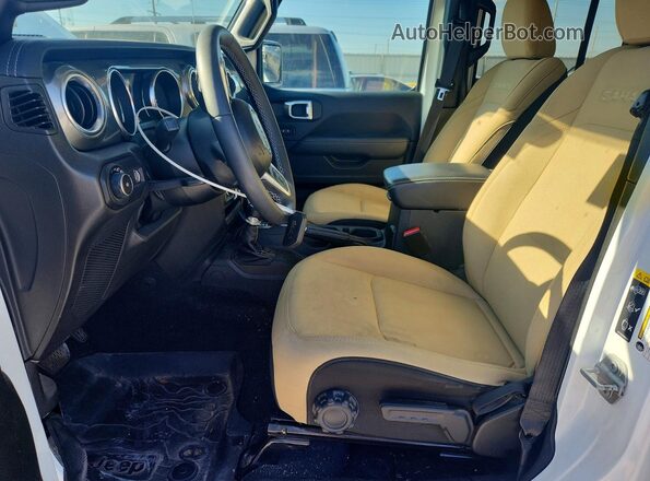 1C4HJXENXPW598053 2023 JEEP WRANGLER White Front interior view
