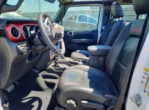 1C4HJXFG2JW265675 2018 JEEP WRANGLER White Widok wnętrza z przodu