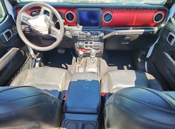 1C4HJXFG2JW265675 2018 JEEP WRANGLER White Widok deski rozdzielczej
