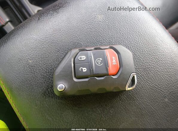 1C4HJXFG5PW533031 2023 JEEP WRANGLER Черный Вид панели приборов