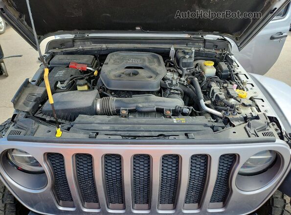 1C4HJXFN0JW176931 2018 JEEP WRANGLER Silver Widok komory silnika
