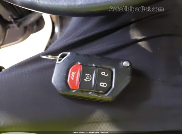 1C4HJXFN2JW141596 2018 JEEP WRANGLER UNLIMITED Black Dashboard view