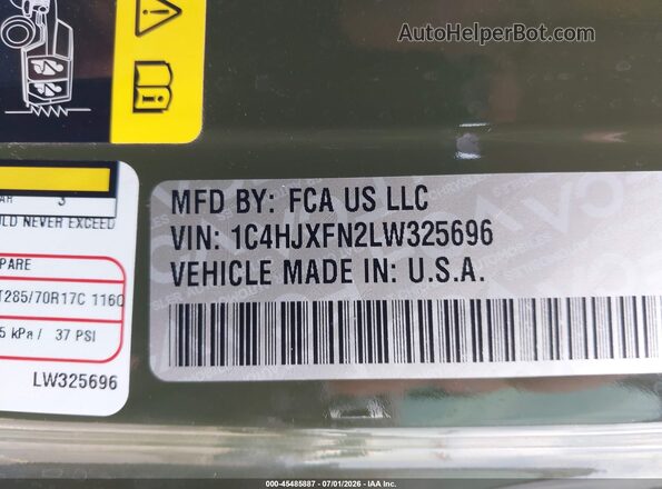 1C4HJXFN2LW325696 2020 JEEP WRANGLER UNLIMITED Green Вид підкапотного простору