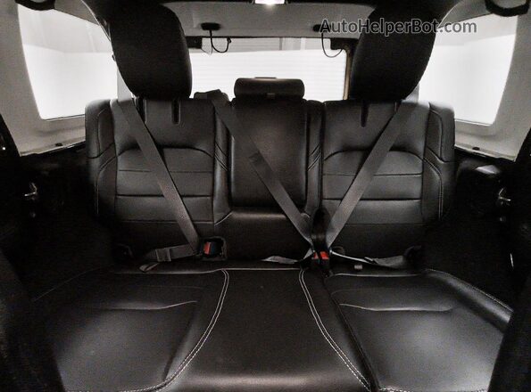 1C4JJXP65PW557062 2023 JEEP WRANGLER Черный Вид задних сидений