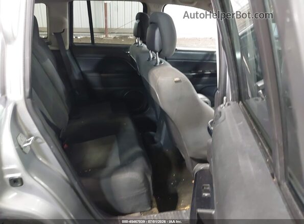 1C4NJCBA3GD688685 2016 JEEP COMPASS Серый Вид наклейки с VIN-кодом