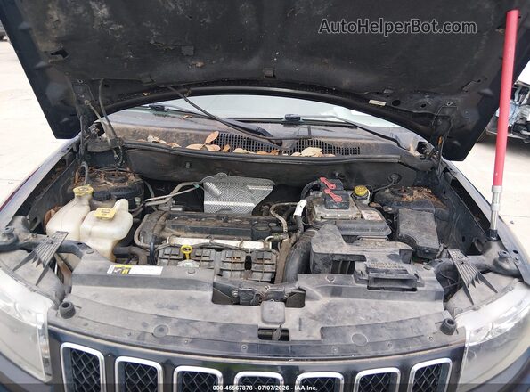 1C4NJCBA4HD124044 2017 JEEP COMPASS Black Widok z tyłu