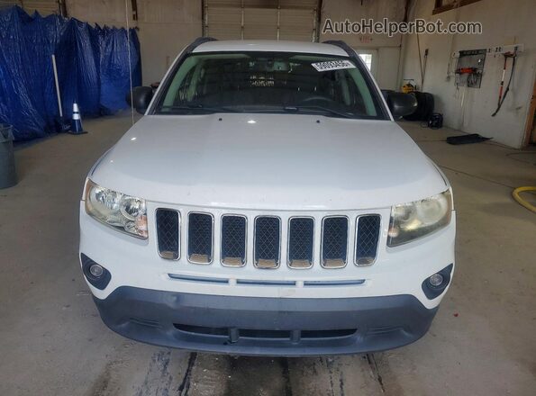 1C4NJCBA8HD136617 2017 JEEP COMPASS White Դիմացի տեսք