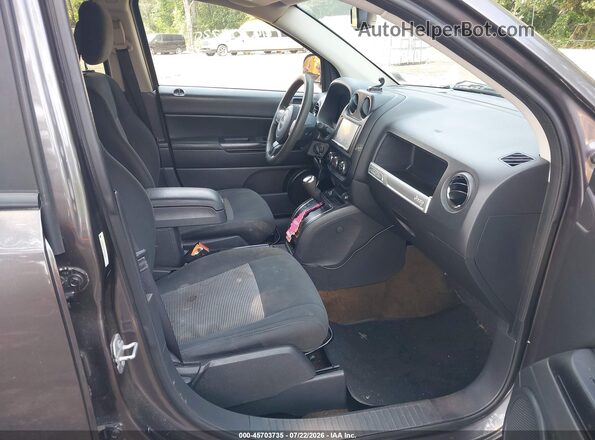 1C4NJCBAXGD620402 2016 JEEP COMPASS Gray Widok wnętrza z przodu