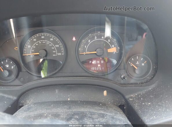 1C4NJCBB3GD506461 2016 JEEP COMPASS Серый Вид задних сидений