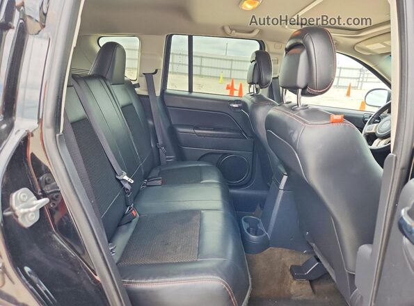 1C4NJCBB7GD676578 2016 JEEP COMPASS Black Вид задніх сидінь