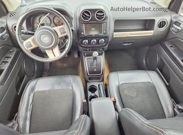 1C4NJCBB7GD676578 2016 JEEP COMPASS Black Вид панелі приладів