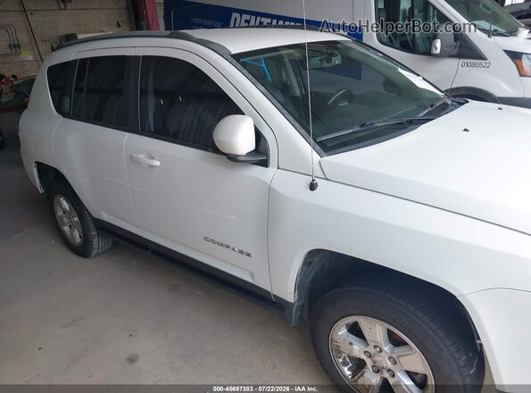 1C4NJCEA2GD590792 2016 JEEP COMPASS White Սալոնի հետևի տեսք