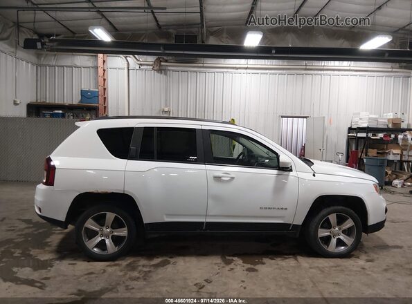 1C4NJCEA2GD760813 2016 JEEP COMPASS White Vista interior trasera