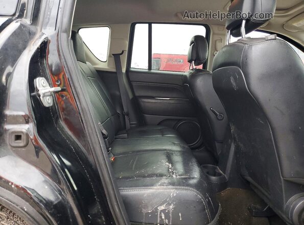 1C4NJCEA2GD806298 2016 JEEP COMPASS Black Вид задньої частини салону