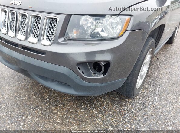1C4NJCEA3HD116934 2017 JEEP COMPASS Gray Вид спереду