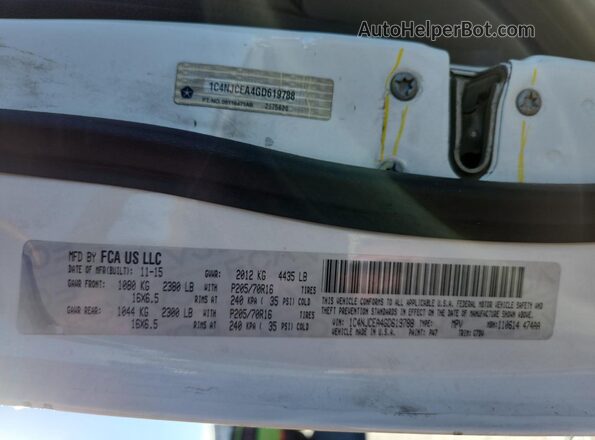 1C4NJCEA4GD619788 2016 JEEP COMPASS White Widok wnętrza 360 stopni