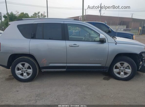 1C4NJCEA4HD206674 2017 JEEP COMPASS Серебряный Вид задней части салона