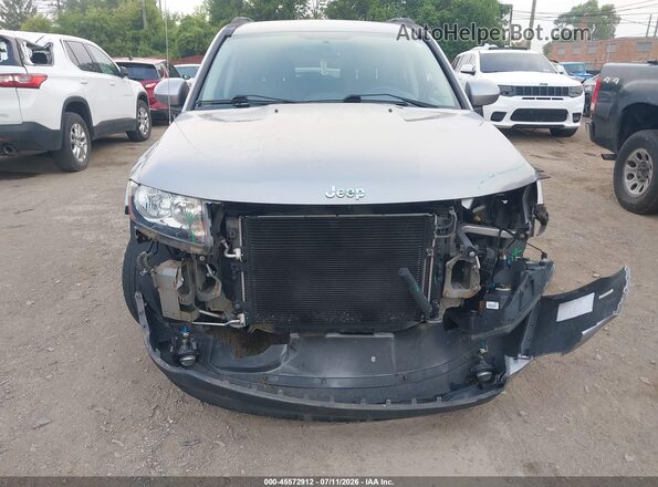 1C4NJCEA4HD206674 2017 JEEP COMPASS Серебряный Вид щитка приборов