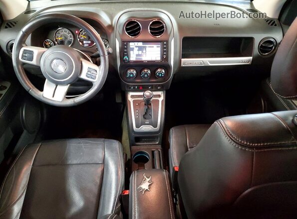 1C4NJCEA5GD806280 2016 JEEP COMPASS Угольный Вид панели приборов