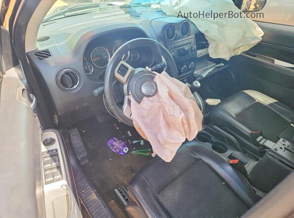 1C4NJCEA6GD665722 2016 JEEP COMPASS Black წინა პანელის ხედი