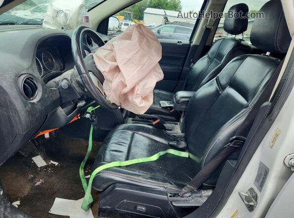 1C4NJCEA8GD752022 2016 JEEP COMPASS White Vista interior delantera