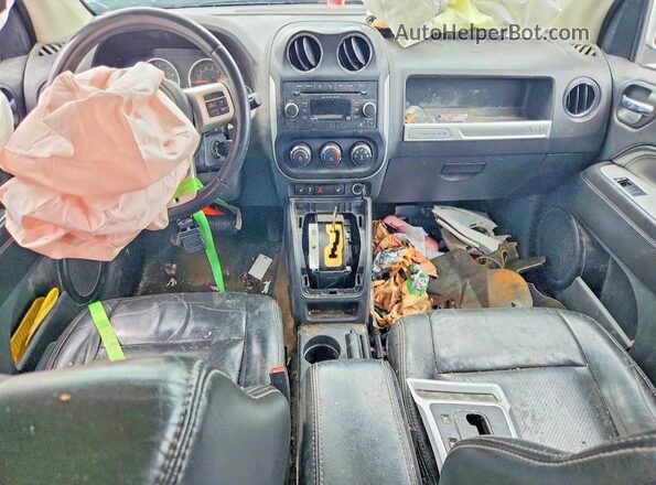 1C4NJCEA8GD752022 2016 JEEP COMPASS White Vista del salpicadero