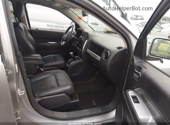 1C4NJCEA9GD735956 2016 JEEP COMPASS Silver Սալոնի դիմացի տեսք