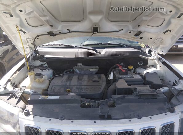 1C4NJCEB1HD182732 2017 JEEP COMPASS White უკანა ხედი