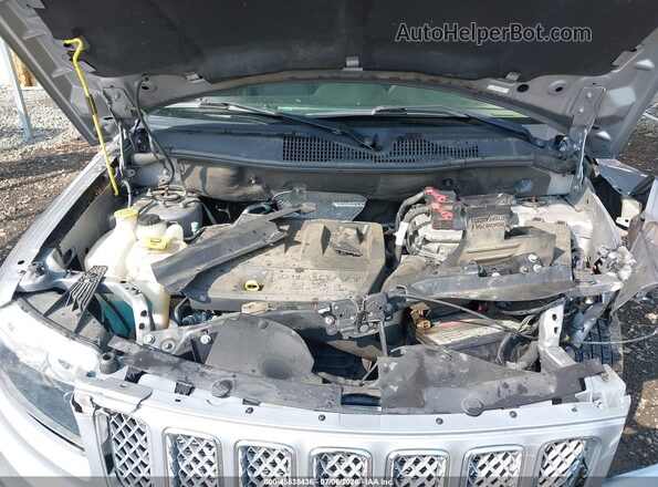 1C4NJCEB8HD130823 2017 JEEP COMPASS Gray Вид ззаду