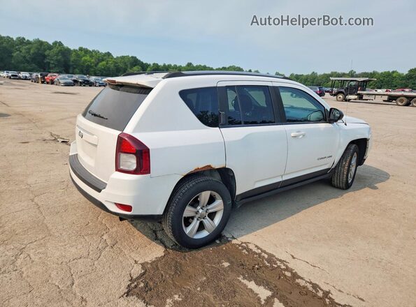 1C4NJDBB0GD626966 2016 JEEP COMPASS White Tył prawy