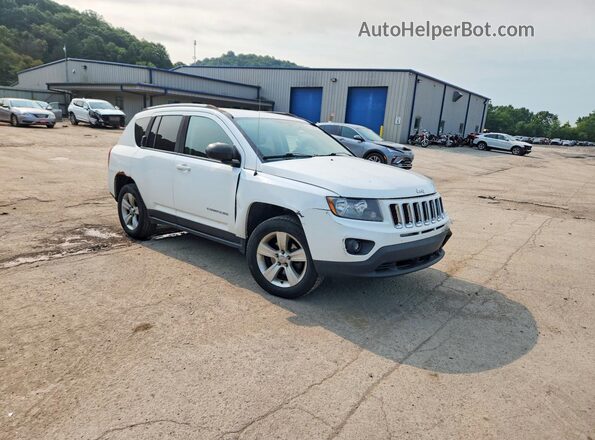 1C4NJDBB0GD626966 2016 JEEP COMPASS White Przód prawy