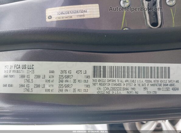 1C4NJDBB2GD618044 2016 JEEP COMPASS Gray Vista del compartimento del motor