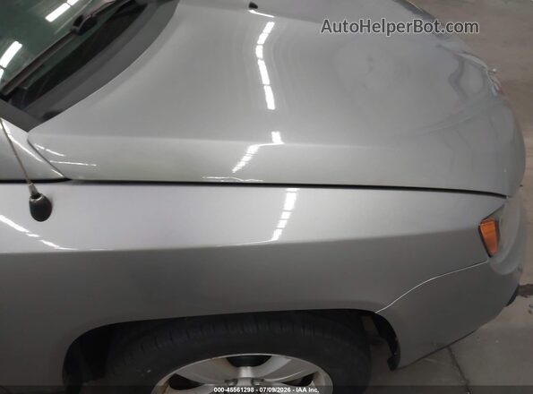 1C4NJDBB5GD753177 2016 JEEP COMPASS Серебряный Вид спереди