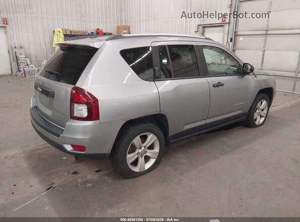 1C4NJDBB5GD753177 2016 JEEP COMPASS Серебряный Задняя правая четверть