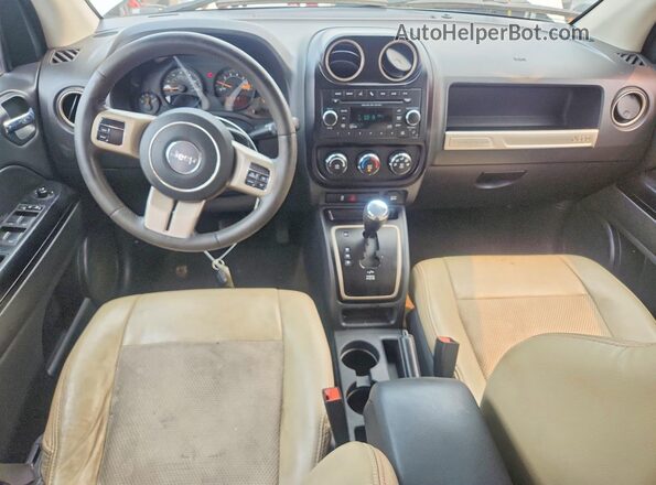 1C4NJDBB5HD112130 2017 JEEP COMPASS White Вид панелі приладів
